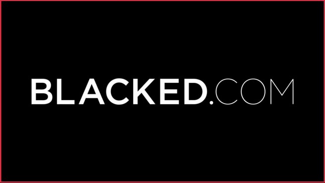 Сделал выбоину в пизде нимфоманки