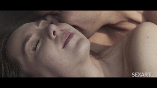 Красиво вдул любимой раком и довел до оргазма