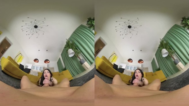 Масса страсти от лихой малышки