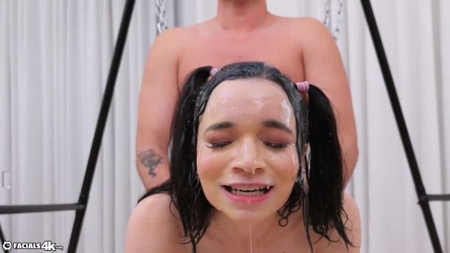 Новые эксперименты черлидерши