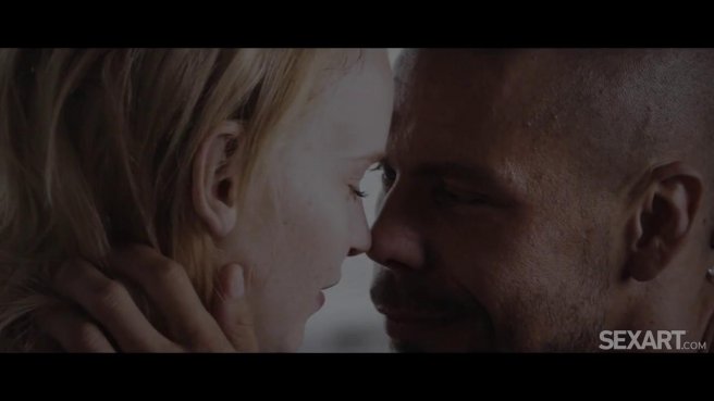 Брутальный мужик оказался нежным любовником и сделал классный куни