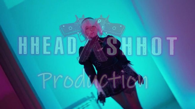 Путана с розовыми волосами занялась крутым анальным сексом с клиентом